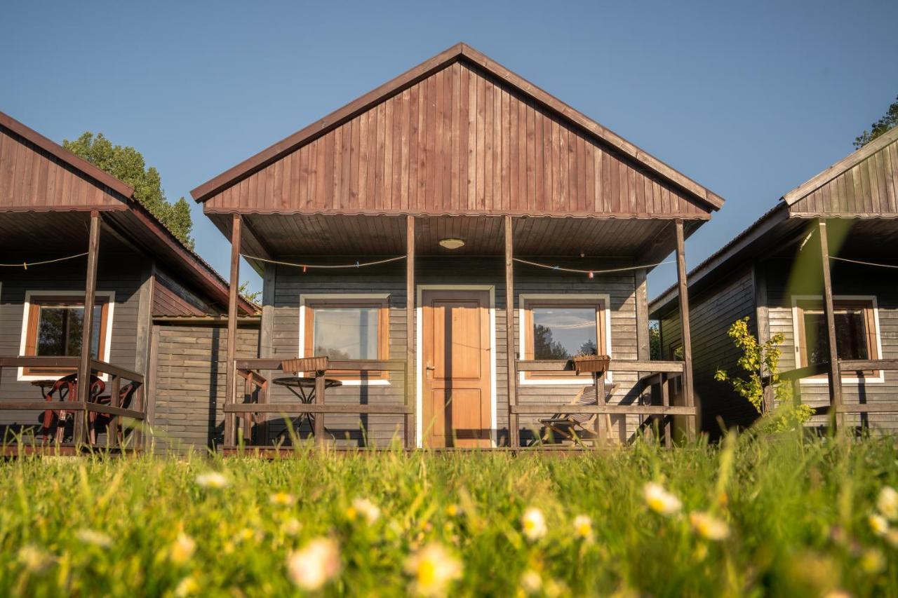 Pod Cyprysami - Surf & Family Resort Ястарня Екстер'єр фото
